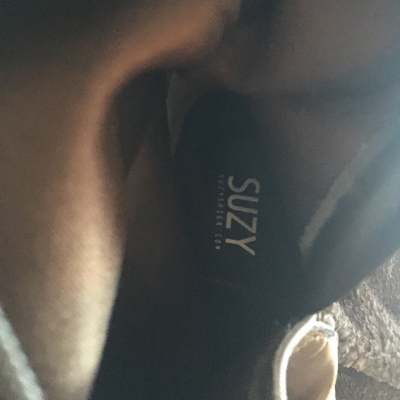 Brown 2inch boots - Picture 2 of 3